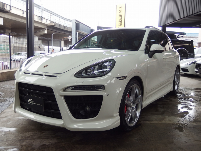 ポルシェ カイエン 正規ディーラー車　右ハンドル EUR-GTエアロ　ESローダウンサス　社外22インチアルミ 中古車
