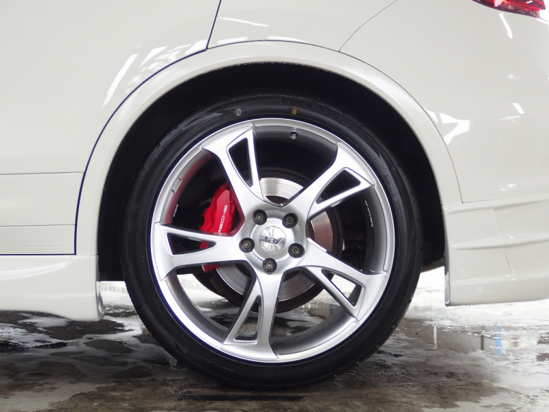 ポルシェ カイエン 正規ディーラー車　右ハンドル EUR-GTエアロ　ESローダウンサス　社外22インチアルミ 中古車