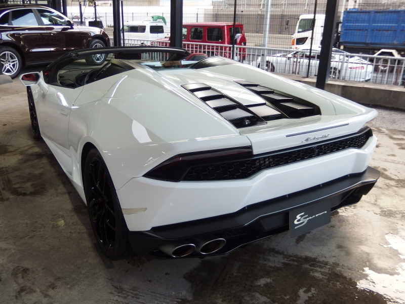 ランボルギーニ&nbsp;ウラカン&nbsp;LP610-4　スパイダー　正規ディーラー車　左ハンドル　純正20インチアルミ　フロントリフター　シートヒーター&nbsp;中古車