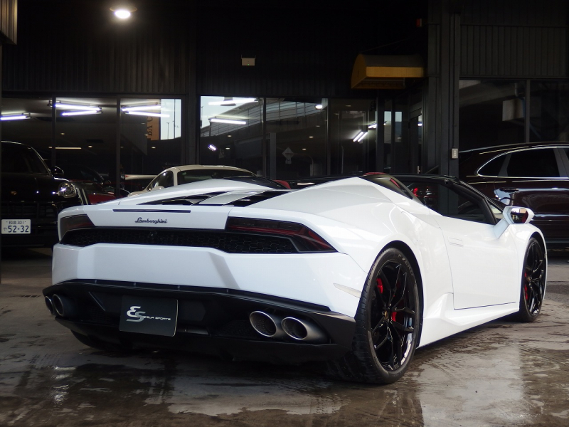 ランボルギーニ&nbsp;ウラカン&nbsp;LP610-4　スパイダー　正規ディーラー車　左ハンドル　純正20インチアルミ　フロントリフター　シートヒーター&nbsp;中古車