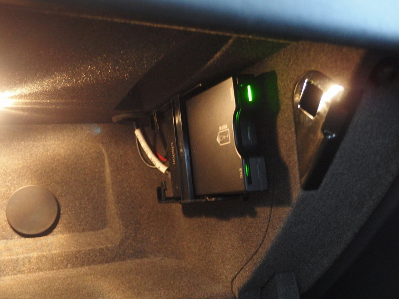 ポルシェ&nbsp;マカン&nbsp;ターボ　EUR-GTエアロ　ES22インチアルミホイール　ESダウンサス　スポーツクロノPKG&nbsp;中古車