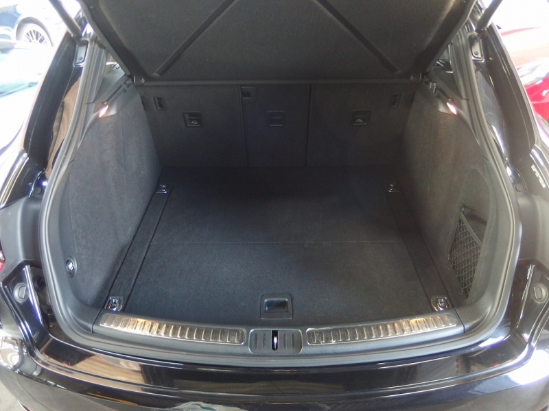 ポルシェ&nbsp;マカン&nbsp;ターボ　EUR-GTエアロ　ES22インチアルミホイール　ESダウンサス　スポーツクロノPKG&nbsp;中古車