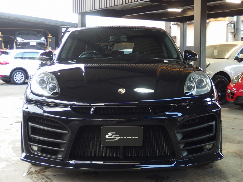 ポルシェ&nbsp;マカン&nbsp;ターボ　EUR-GTエアロ　ES22インチアルミホイール　ESダウンサス　スポーツクロノPKG&nbsp;中古車