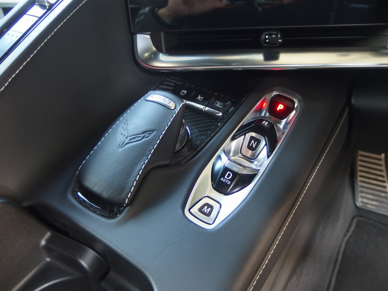 シボレー&nbsp;コルベット&nbsp;コンバーチブル　正規ディーラー車　走行5千km　フロントリフター　純正アルミホイール&nbsp;中古車