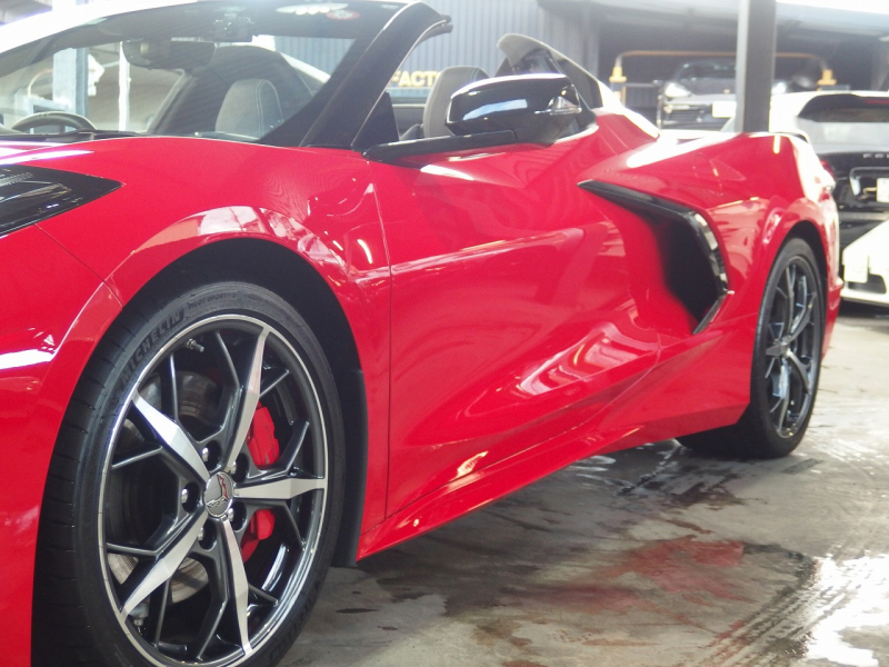 シボレー&nbsp;コルベット&nbsp;コンバーチブル　正規ディーラー車　走行5千km　フロントリフター　純正アルミホイール&nbsp;中古車