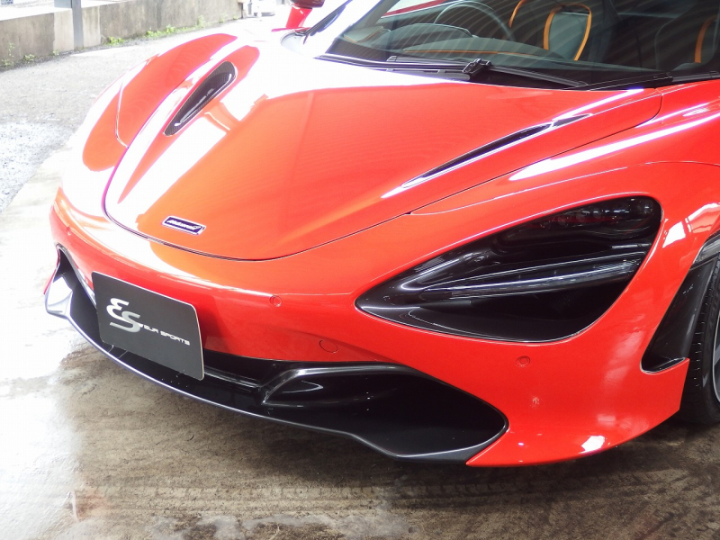 マクラーレン 720S 正規ディーラー車 右ハンドル スポーツエキゾースト フロントリフトシステム 純正鍛造アルミホイール 中古車