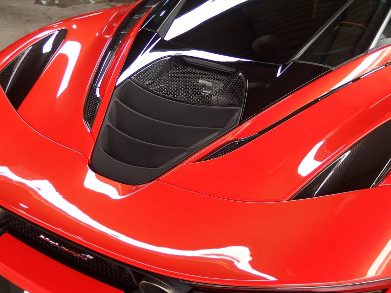 マクラーレン 720S 正規ディーラー車 右ハンドル スポーツエキゾースト フロントリフトシステム 純正鍛造アルミホイール 中古車