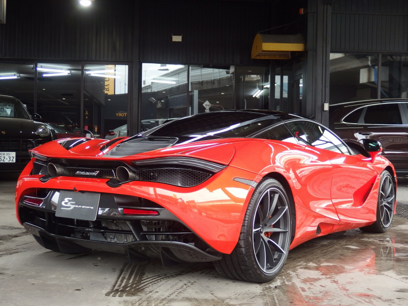 マクラーレン 720S 正規ディーラー車 右ハンドル スポーツエキゾースト フロントリフトシステム 純正鍛造アルミホイール 中古車