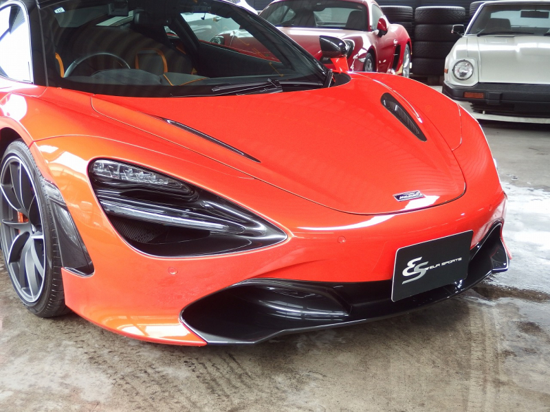 マクラーレン 720S 正規ディーラー車 右ハンドル スポーツエキゾースト フロントリフトシステム 純正鍛造アルミホイール 中古車