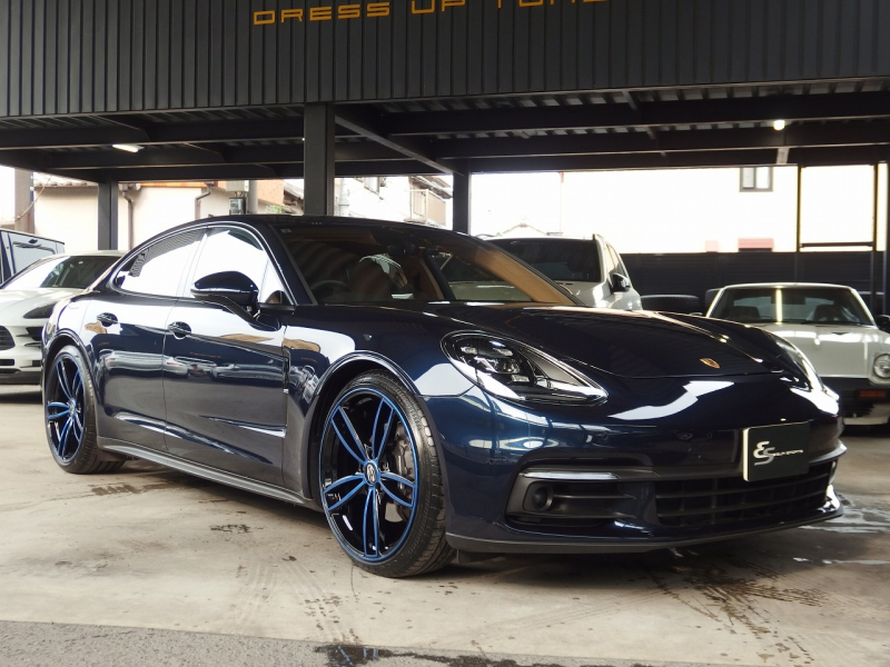 ポルシェ&nbsp;パナメーラ&nbsp;正規ディーラー車　社外22インチアルミ　エアサス　LEDヘッドライト　ポルシェエントリドライブ&nbsp;中古車