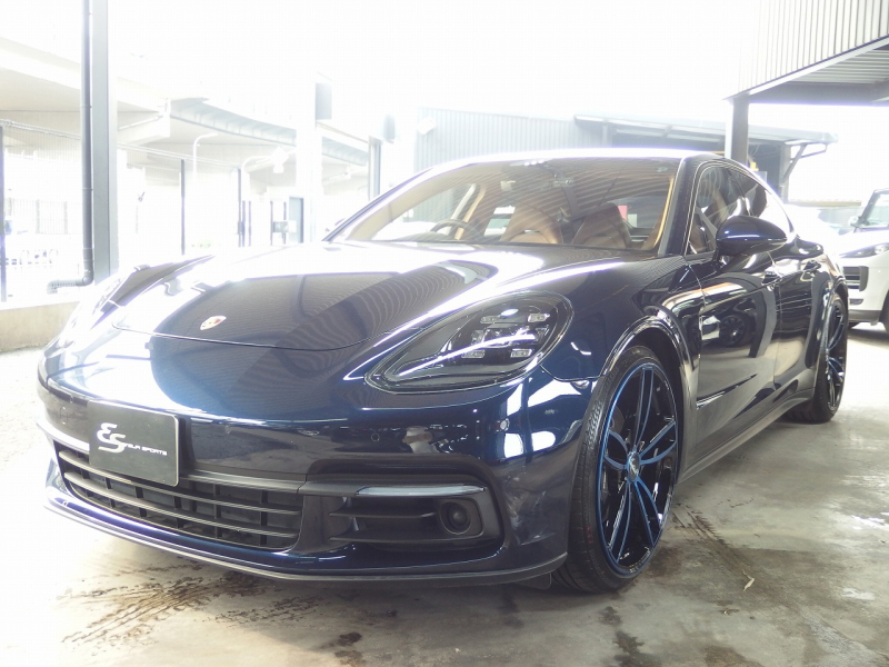 ポルシェ&nbsp;パナメーラ&nbsp;正規ディーラー車　社外22インチアルミ　エアサス　LEDヘッドライト　ポルシェエントリドライブ&nbsp;中古車