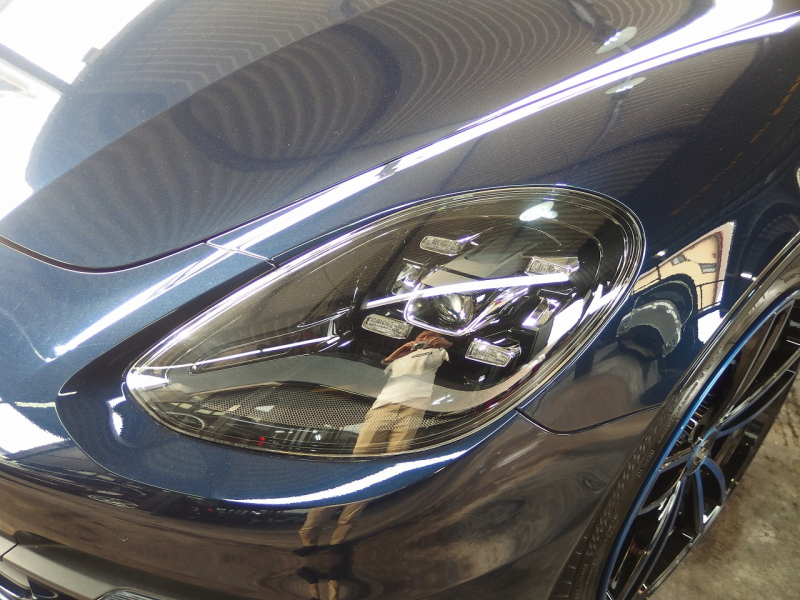 ポルシェ&nbsp;パナメーラ&nbsp;正規ディーラー車　社外22インチアルミ　エアサス　LEDヘッドライト　ポルシェエントリドライブ&nbsp;中古車