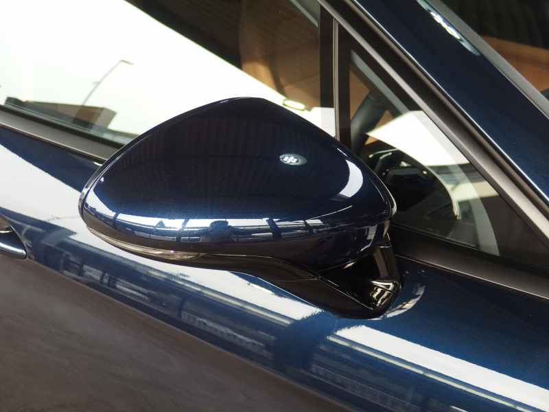 ポルシェ&nbsp;パナメーラ&nbsp;正規ディーラー車　社外22インチアルミ　エアサス　LEDヘッドライト　ポルシェエントリドライブ&nbsp;中古車