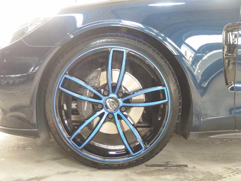 ポルシェ&nbsp;パナメーラ&nbsp;正規ディーラー車　社外22インチアルミ　エアサス　LEDヘッドライト　ポルシェエントリドライブ&nbsp;中古車