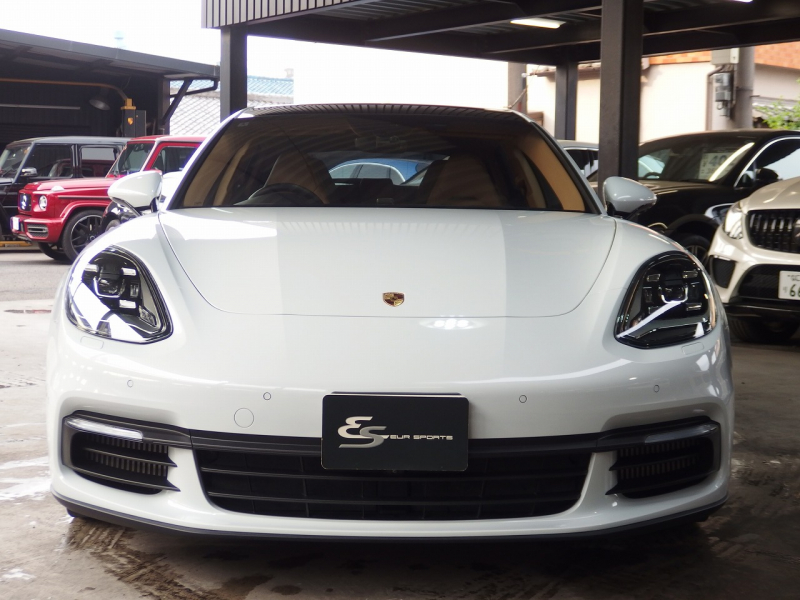 ポルシェ&nbsp;パナメーラ スポーツツーリスモ&nbsp;4S 正規ディーラー車 純正19インチアルミ エアサス LEDヘッドライト パノラマルーフ&nbsp;中古車