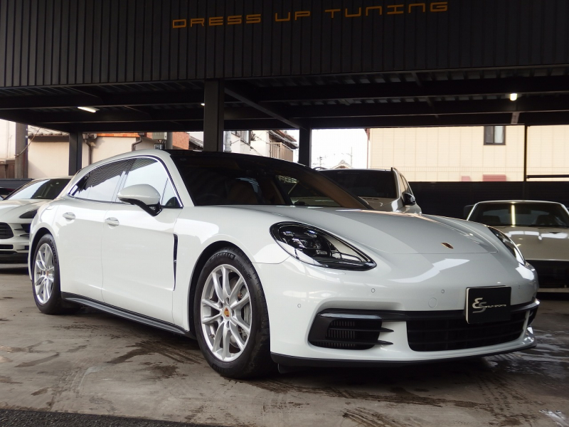 ポルシェ&nbsp;パナメーラ スポーツツーリスモ&nbsp;4S 正規ディーラー車 純正19インチアルミ エアサス LEDヘッドライト パノラマルーフ&nbsp;中古車