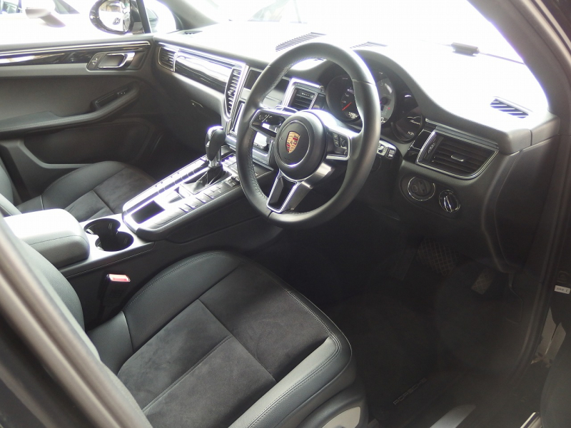 ポルシェ&nbsp;マカン&nbsp;S　EUR-GTエアロ　ESダウンサス　ES22インチアルミ&nbsp;中古車