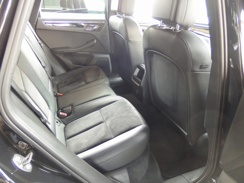 ポルシェ&nbsp;マカン&nbsp;S　EUR-GTエアロ　ESダウンサス　ES22インチアルミ&nbsp;中古車