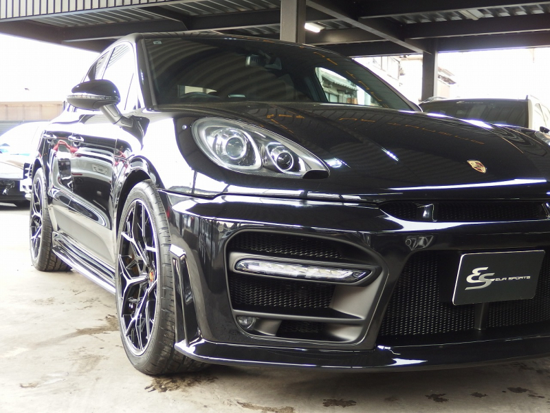 ポルシェ&nbsp;マカン&nbsp;S　EUR-GTエアロ　ESダウンサス　ES22インチアルミ&nbsp;中古車