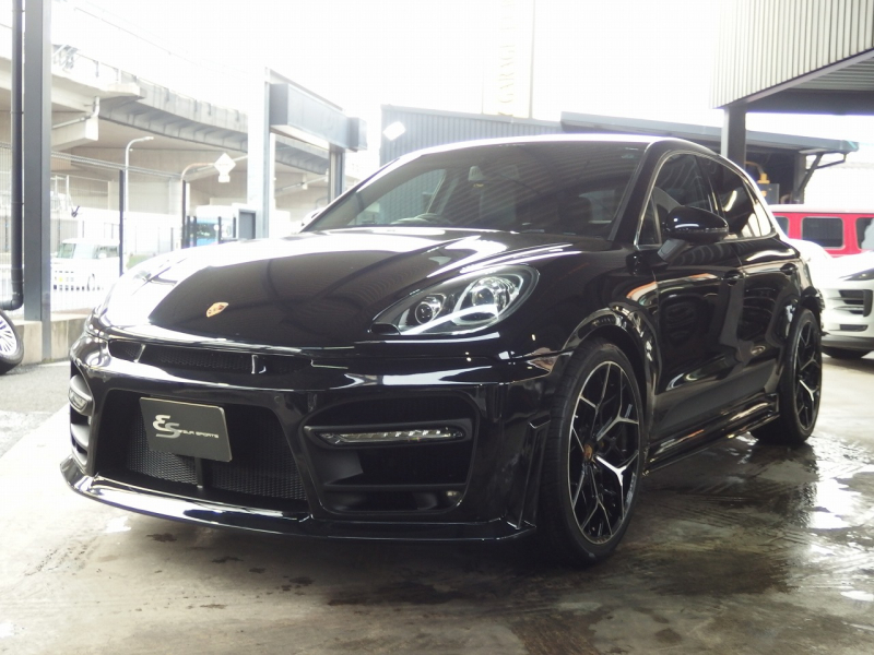 ポルシェ&nbsp;マカン&nbsp;S　EUR-GTエアロ　ESダウンサス　ES22インチアルミ&nbsp;中古車