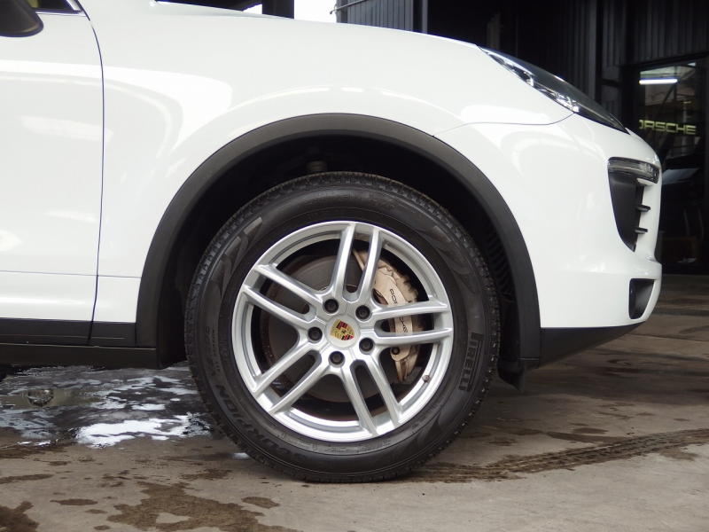 ポルシェ&nbsp;カイエン&nbsp;S　スポーツクロノPKG　ポルシェエントリドライブ　シートヒーター　BOSE&nbsp;中古車