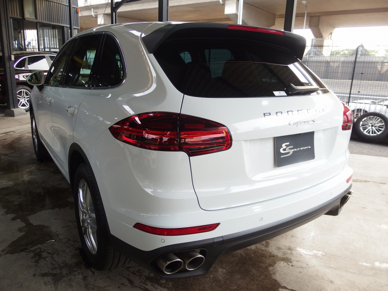 ポルシェ&nbsp;カイエン&nbsp;S　スポーツクロノPKG　ポルシェエントリドライブ　シートヒーター　BOSE&nbsp;中古車