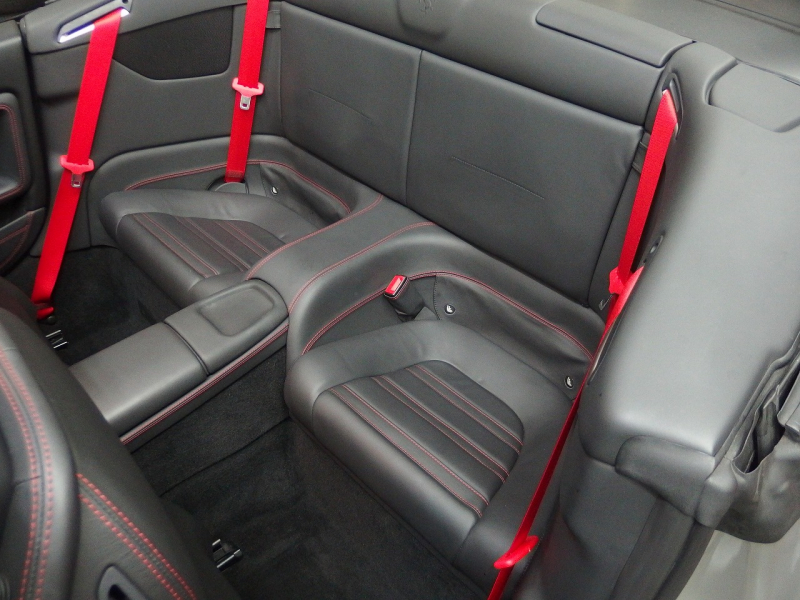 フェラーリ&nbsp;カリフォルニア&nbsp;F1　DCT　正規ディーラー車　左ハンドル　マットブラックフルラッピング　20インチアルミ　&nbsp;中古車