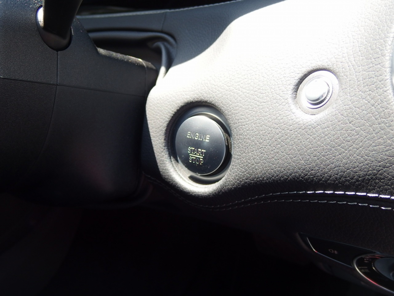 メルセデスベンツ&nbsp;Sクラス&nbsp;S550クーペ　正規D車　右ハンドル　マイバッハ純正20インチアルミホイール　ロワリングキット&nbsp;中古車