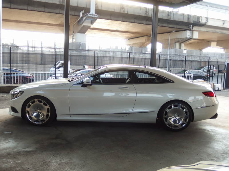 メルセデスベンツ&nbsp;Sクラス&nbsp;S550クーペ　正規D車　右ハンドル　マイバッハ純正20インチアルミホイール　ロワリングキット&nbsp;中古車