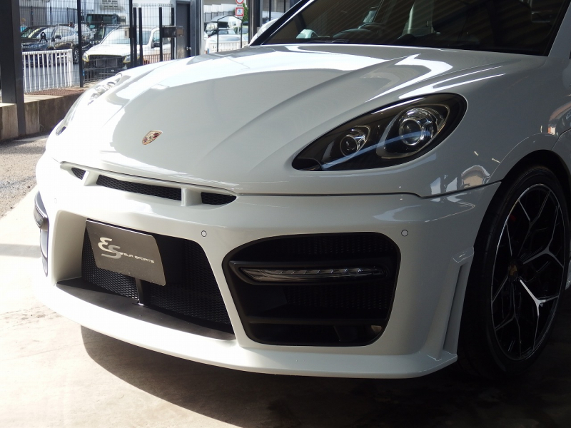 ポルシェ&nbsp;マカン&nbsp;S　正規ディーラー車　EUR-GTエアロ　ESダウンサス　ES22インチアルミホイール　スポクロPKG&nbsp;中古車
