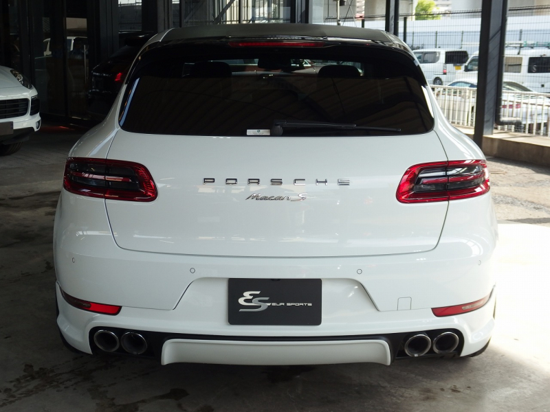 ポルシェ&nbsp;マカン&nbsp;S　正規ディーラー車　EUR-GTエアロ　ESダウンサス　ES22インチアルミホイール　スポクロPKG&nbsp;中古車