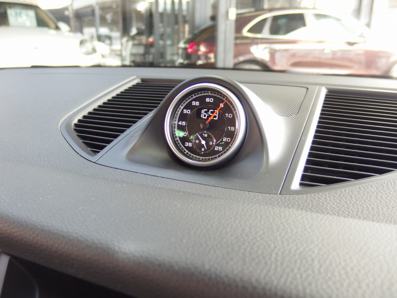 ポルシェ&nbsp;マカン&nbsp;S　正規ディーラー車　EUR-GTエアロ　ESダウンサス　ES22インチアルミホイール　スポクロPKG&nbsp;中古車