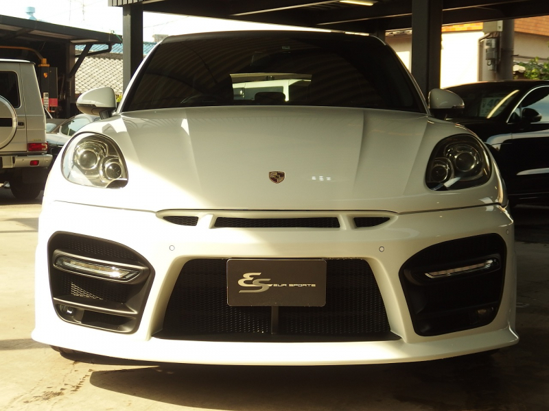 ポルシェ&nbsp;マカン&nbsp;S　正規ディーラー車　EUR-GTエアロ　ESダウンサス　ES22インチアルミホイール　スポクロPKG&nbsp;中古車