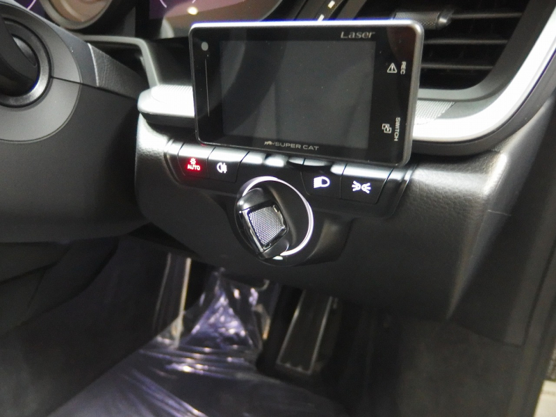 ポルシェ 911(Type992) カレラ　正規ディーラー車　右ハンドル　スポーツクロノPKG　BOSE　スポーツテールパイプ 中古車