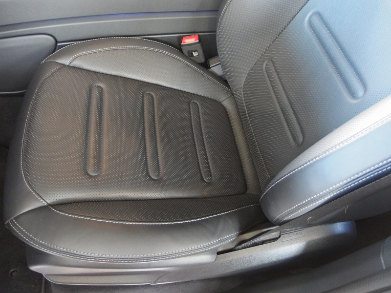 メルセデスベンツ&nbsp;Gクラス&nbsp;G400d　メーカー保証継承R8/7月迄　右ハンドル　AMGラインPKG　ラグジュアリーPKG&nbsp;中古車