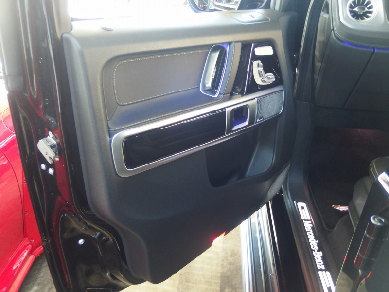 メルセデスベンツ&nbsp;Gクラス&nbsp;G400d　メーカー保証継承R8/7月迄　右ハンドル　AMGラインPKG　ラグジュアリーPKG&nbsp;中古車