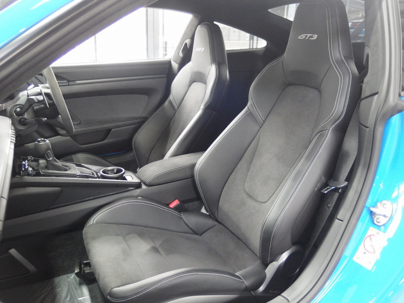 ポルシェ 911(Type992) GT3　正規ディーラー車　右ハンドル　PDK　2027年2月迄保証継承可 中古車