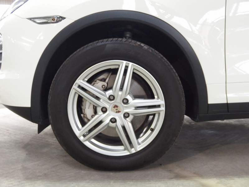 ポルシェ&nbsp;カイエン&nbsp;S　正規ディーラー車　右ハンドル　&nbsp;中古車