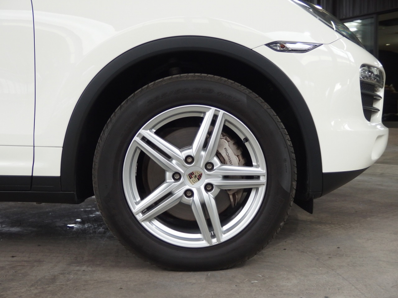 ポルシェ&nbsp;カイエン&nbsp;S　正規ディーラー車　右ハンドル　&nbsp;中古車