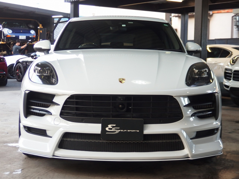 ポルシェ&nbsp;マカン&nbsp;S　正規ディーラー車　右ハンドル　EUR-GTエアロキット&nbsp;中古車