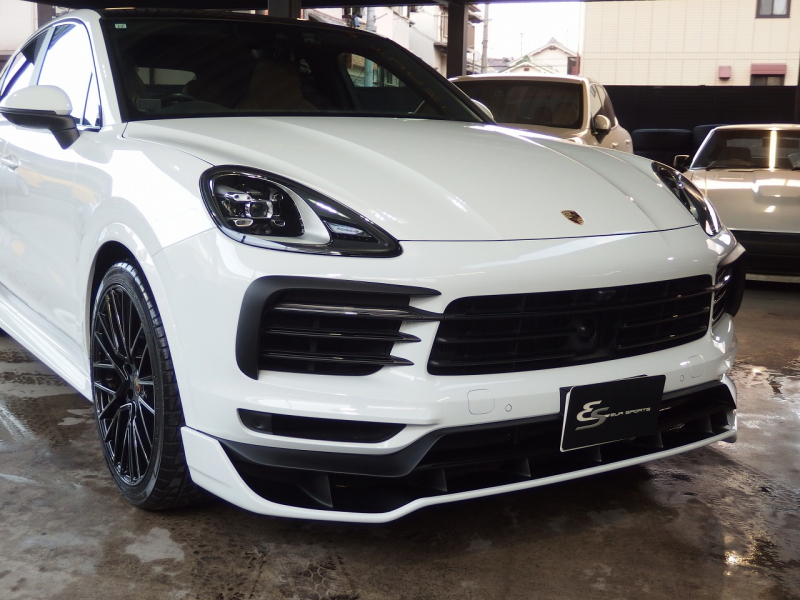 ポルシェ&nbsp;カイエンクーペ&nbsp;正規ディーラー車　EUR-GTエアロ　ESダウンサス　22インチアルミホイール　右ハンドル　2020yモデル&nbsp;中古車