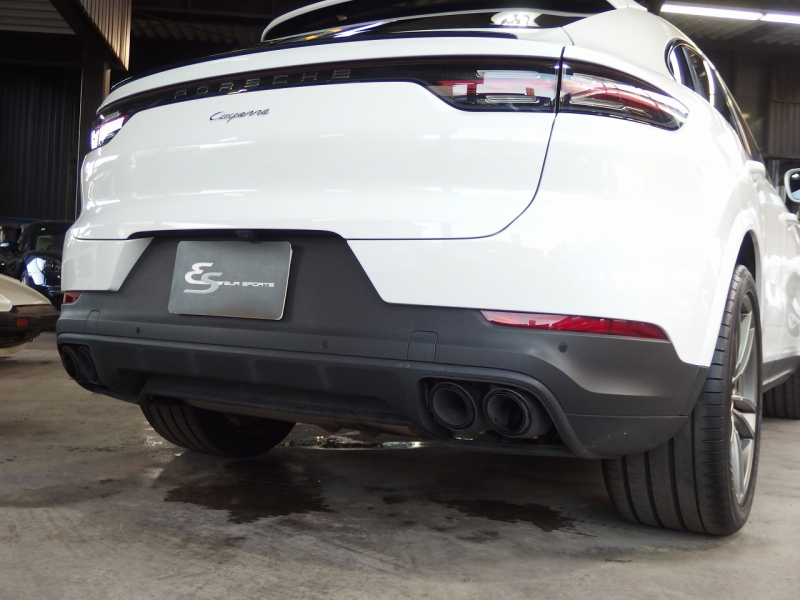 ポルシェ カイエンクーペ 正規ディーラー車　右ハンドル　2020yモデル 中古車