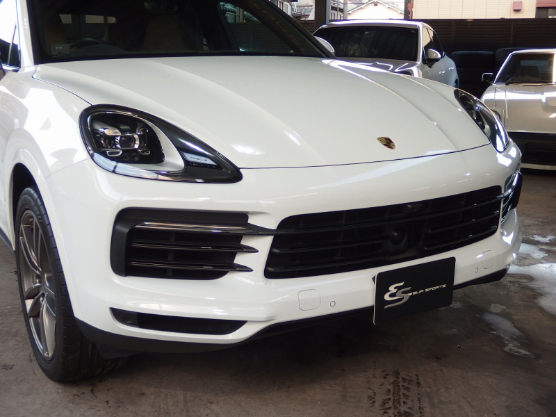 ポルシェ カイエンクーペ 正規ディーラー車　右ハンドル　2020yモデル 中古車