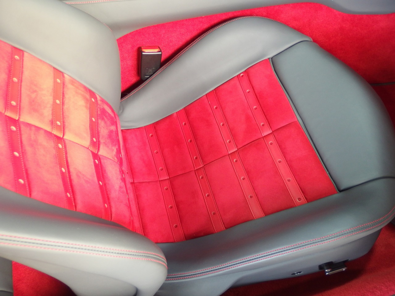 フェラーリ ポルトフィーノ 正規ディーラー車　左ハンドル　F1　DCT 中古車