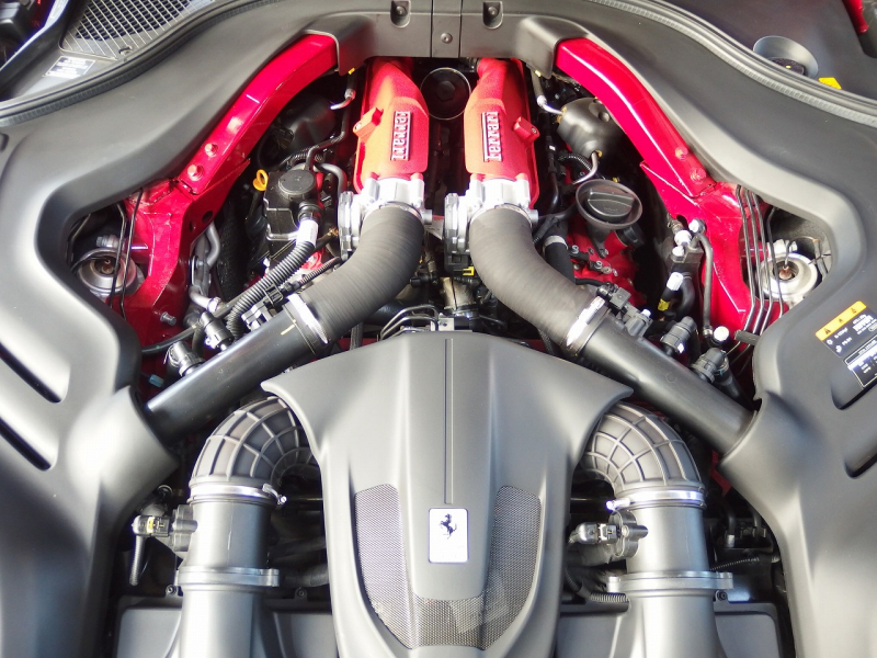 フェラーリ ポルトフィーノ 正規ディーラー車　左ハンドル　F1　DCT 中古車