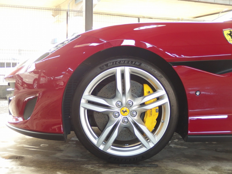 フェラーリ ポルトフィーノ 正規ディーラー車　左ハンドル　F1　DCT 中古車