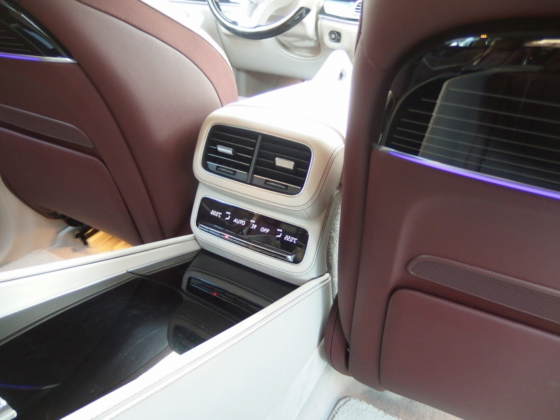 メルセデスマイバッハ GLS 600　4マチック　正規ディーラー車　左ハンドル　 中古車