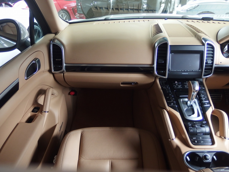 ポルシェ&nbsp;カイエン&nbsp;S　正規ディーラー車　右ハンドル　EUR-GTエアロ&nbsp;中古車