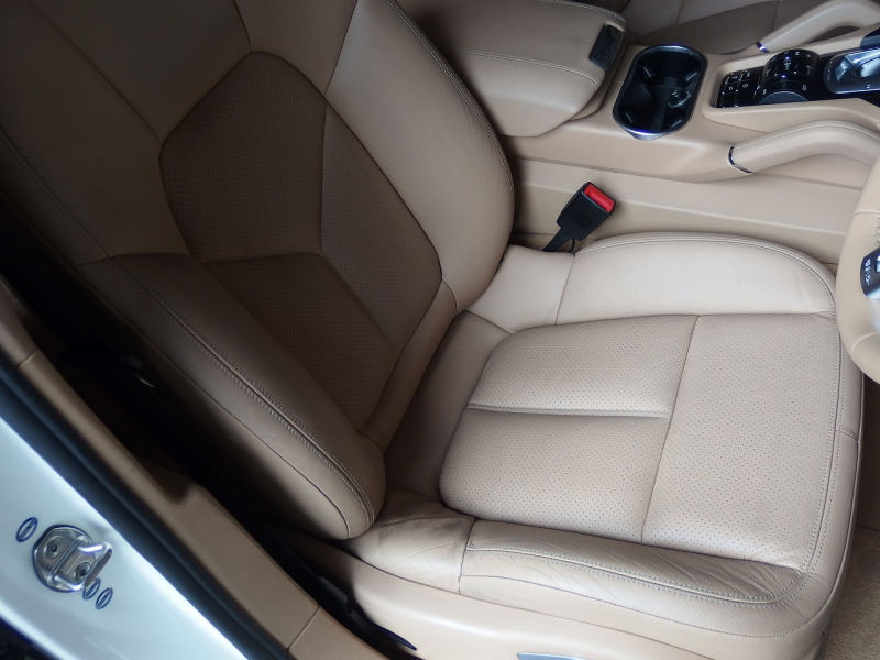 ポルシェ&nbsp;カイエン&nbsp;S　正規ディーラー車　右ハンドル　EUR-GTエアロ&nbsp;中古車