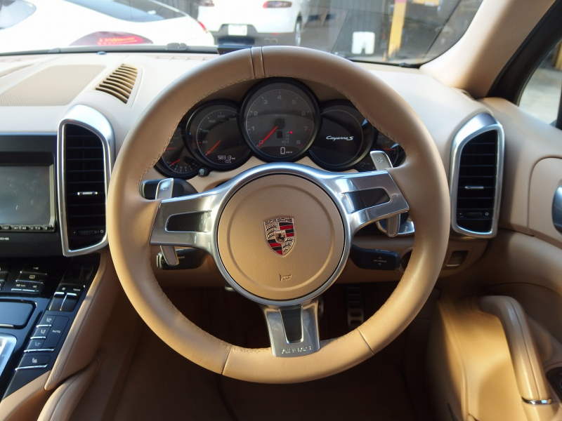 ポルシェ&nbsp;カイエン&nbsp;S　正規ディーラー車　右ハンドル　EUR-GTエアロ&nbsp;中古車